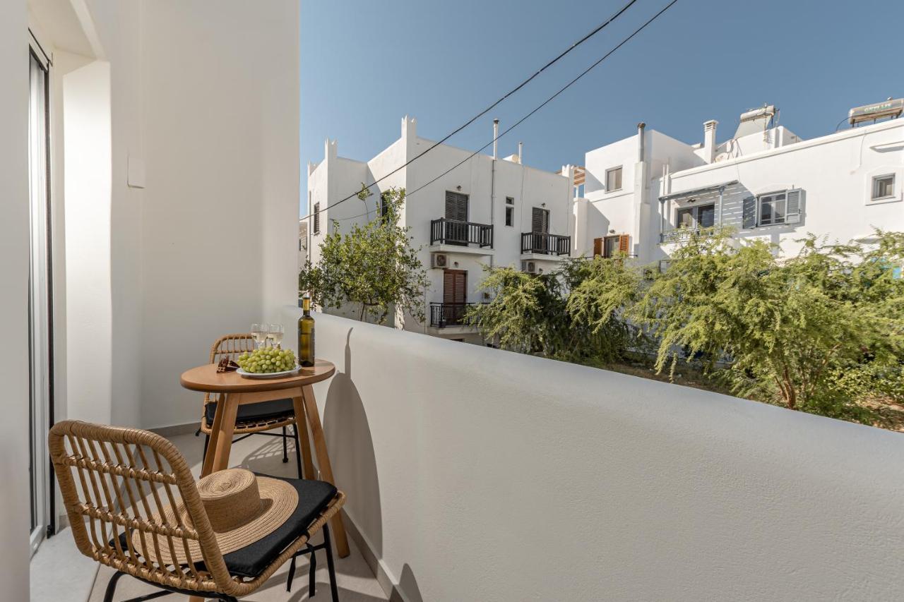 Heavenly Suites & Studios Naxos City Exterior foto