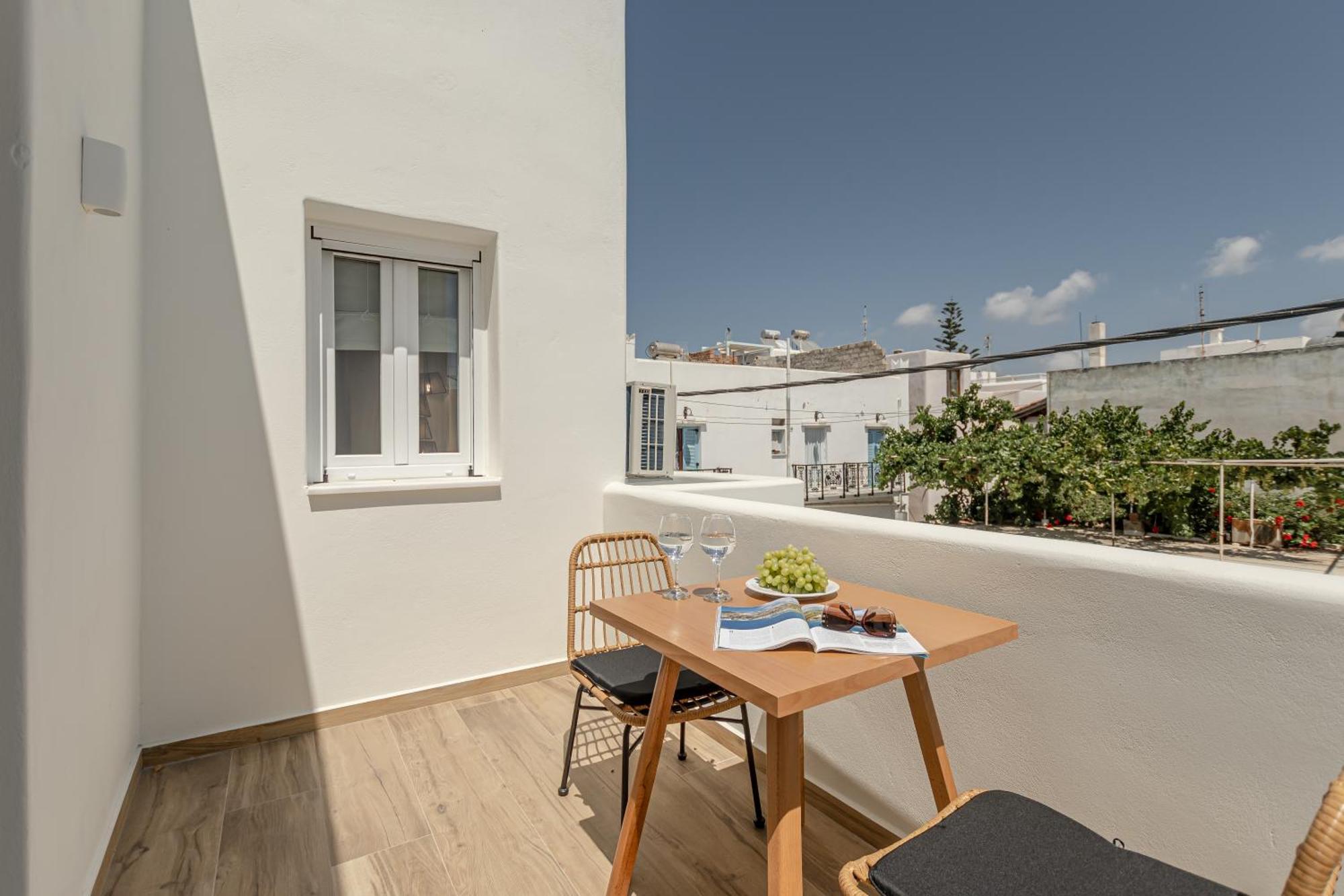 Heavenly Suites & Studios Naxos City Exterior foto